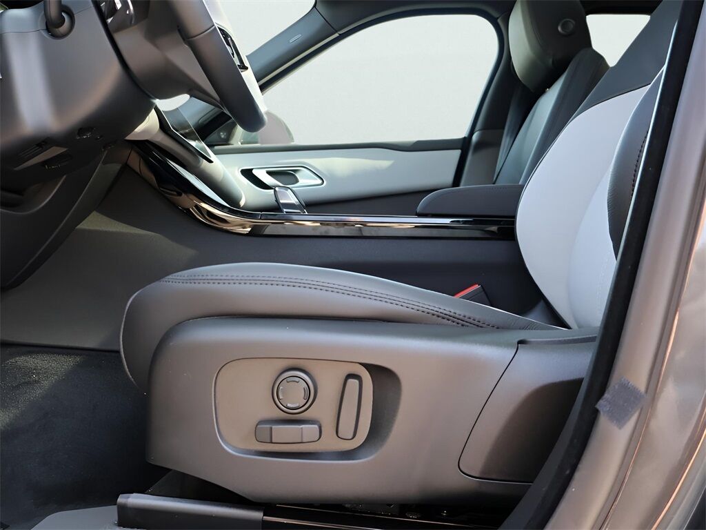 2026 Land Rover Range Rover Velar Dynamic SE San Clemente CA