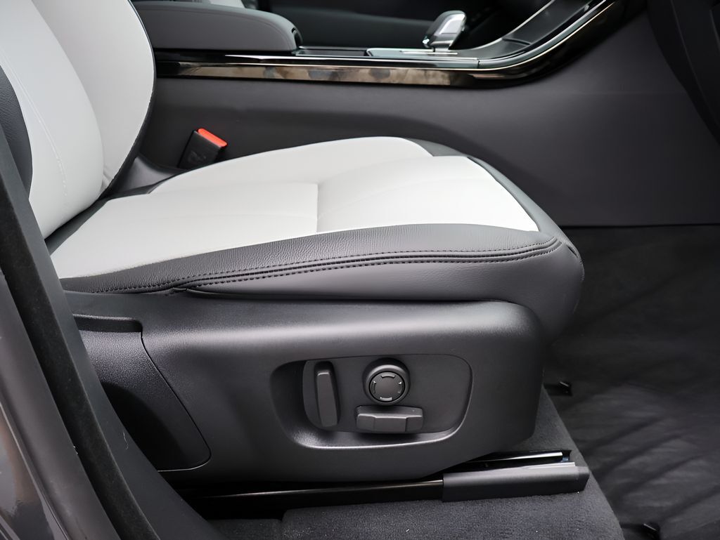 2026 Land Rover Range Rover Velar Dynamic SE San Clemente CA