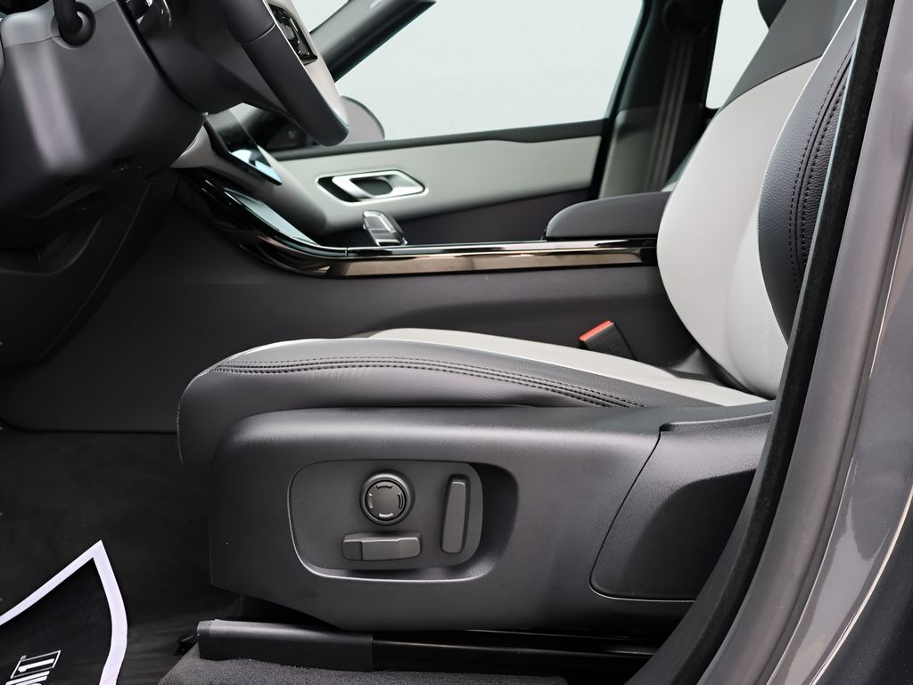 2026 Land Rover Range Rover Velar Dynamic SE San Clemente CA