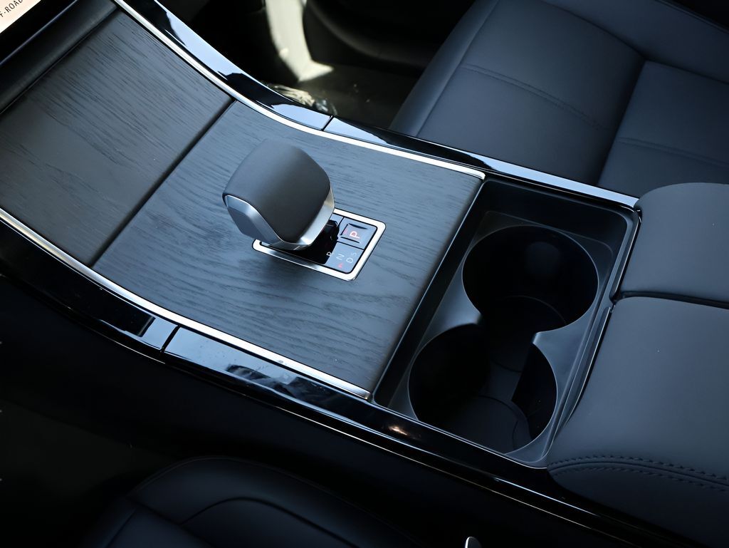 2026 Land Rover Range Rover Velar Dynamic SE San Clemente CA