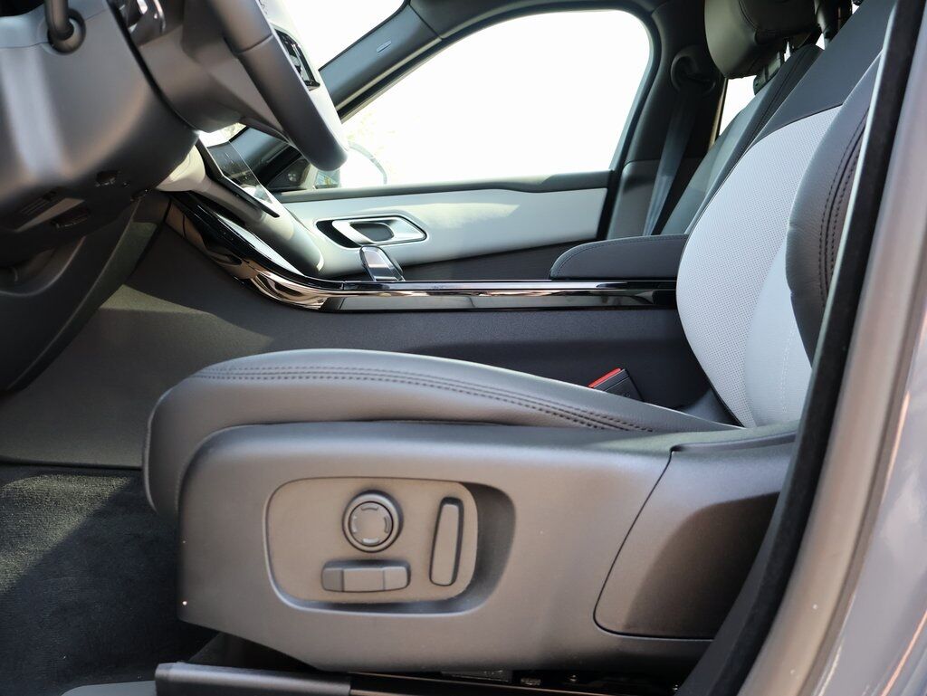 2026 Land Rover Range Rover Velar Dynamic SE San Clemente CA
