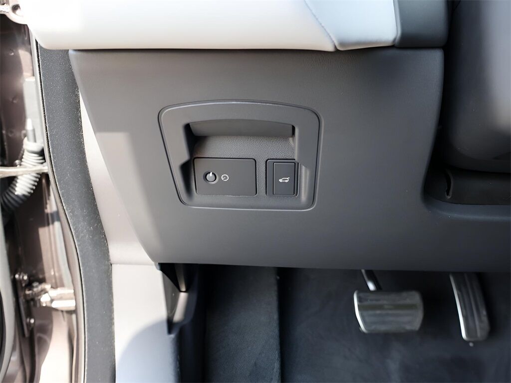 2026 Land Rover Range Rover Velar Dynamic SE San Clemente CA