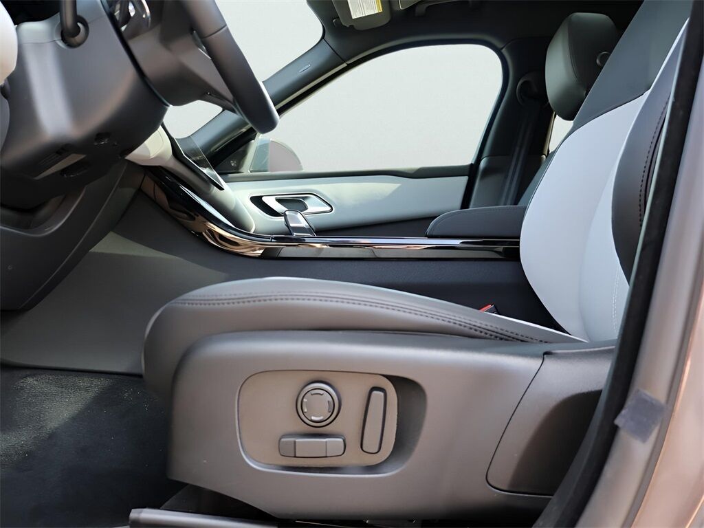 2026 Land Rover Range Rover Velar Dynamic SE San Clemente CA