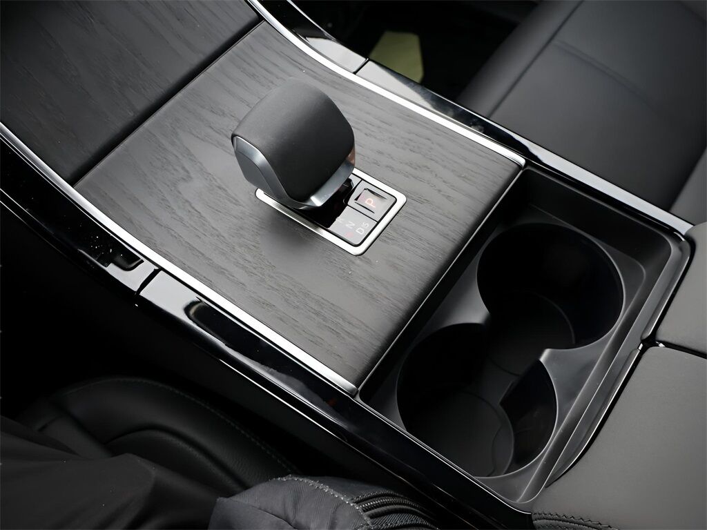 2026 Land Rover Range Rover Velar Dynamic SE San Clemente CA