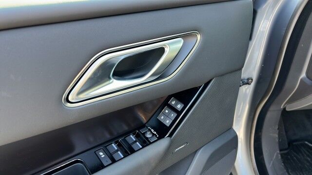 2026 Land Rover Range Rover Velar Dynamic SE San Juan TX 2026 Land Rover Range Rover Velar Dynamic SE San Juan TX