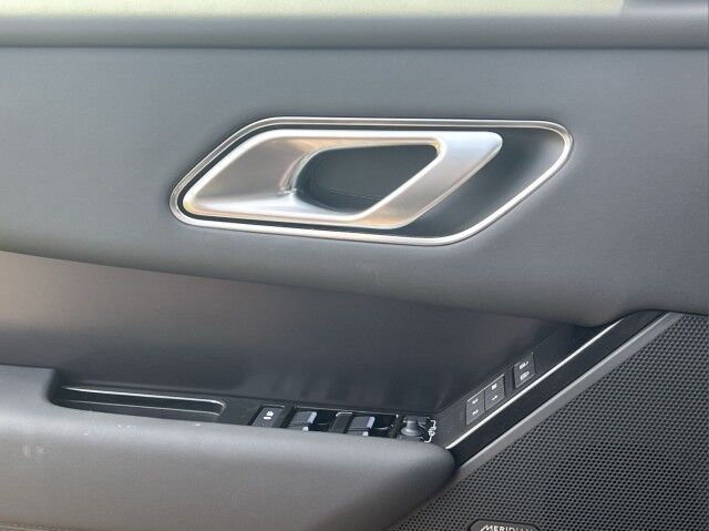 2026 Land Rover Range Rover Velar Dynamic SE V6 San Juan TX 2026 Land Rover Range Rover Velar Dynamic SE V6 San Juan TX