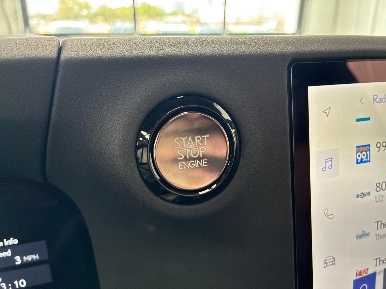2026 Lexus GX550 Luxury, Captain's Chairs, Cold Area Pkg, Traffic Jam Assist, HUD, ML Sound Houston TX 2026 Lexus GX550 Luxury, Captain's Chairs, Cold Area Pkg, Traffic Jam Assist, HUD, ML Sound Houston TX