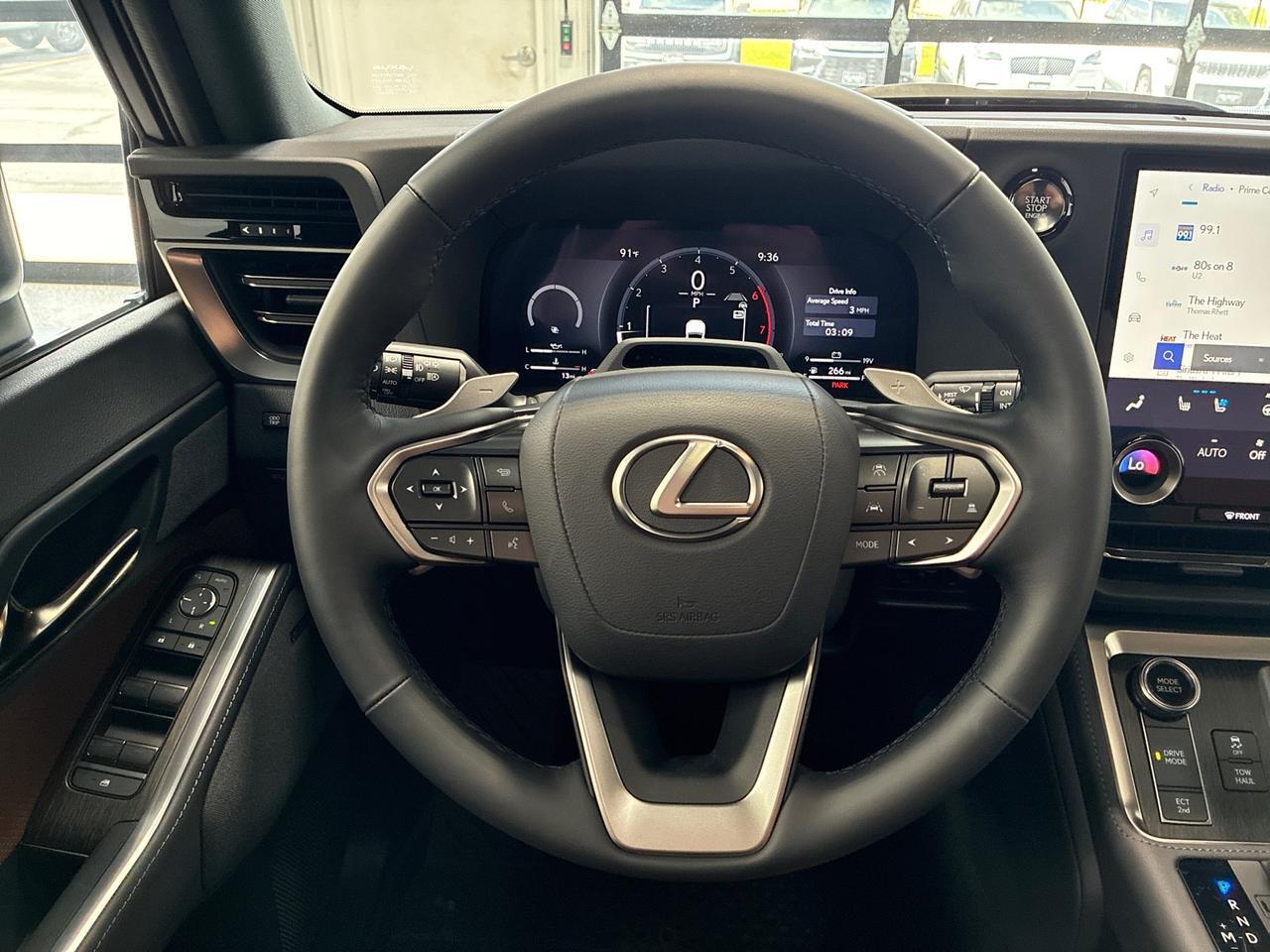 2026 Lexus GX550 Luxury, Captain's Chairs, Cold Area Pkg, Traffic Jam Assist, HUD, ML Sound Houston TX 2026 Lexus GX550 Luxury, Captain's Chairs, Cold Area Pkg, Traffic Jam Assist, HUD, ML Sound Houston TX