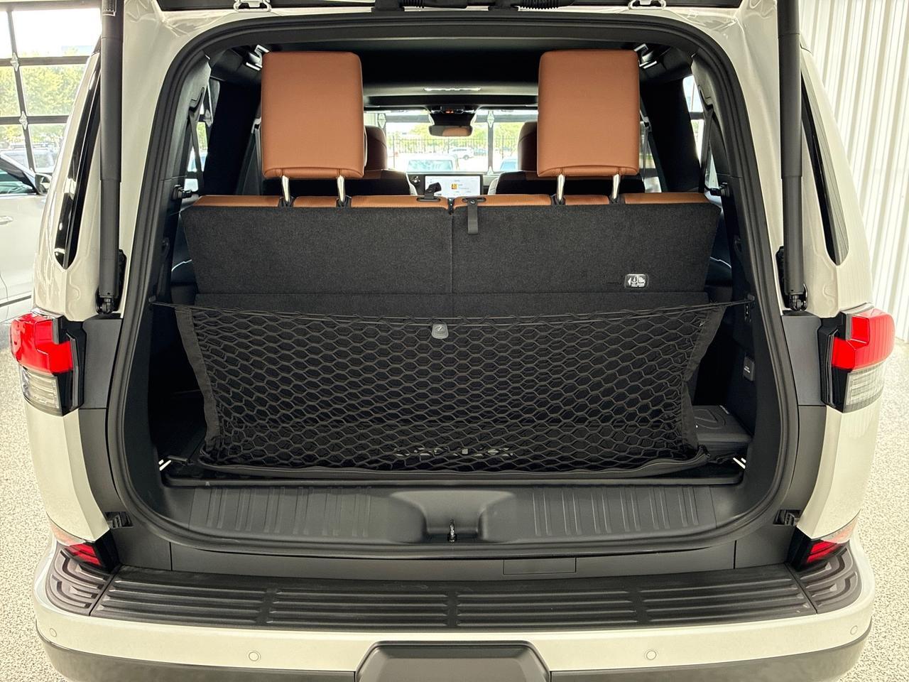 2026 Lexus GX550 Luxury, Captain's Chairs, Cold Area Pkg, Traffic Jam Assist, HUD, ML Sound Houston TX 2026 Lexus GX550 Luxury, Captain's Chairs, Cold Area Pkg, Traffic Jam Assist, HUD, ML Sound Houston TX