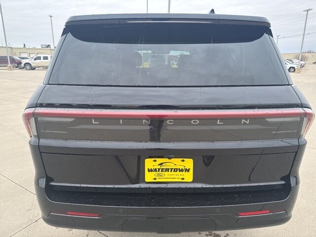 2026 Lincoln Navigator L Reserve Watertown SD 2026 Lincoln Navigator L Reserve Watertown SD