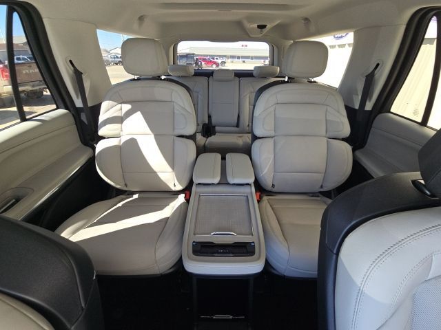 2026 Lincoln Navigator L Reserve Watertown SD 2026 Lincoln Navigator L Reserve Watertown SD