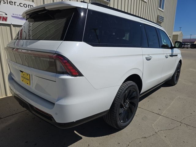 2026 Lincoln Navigator L Reserve Watertown SD 2026 Lincoln Navigator L Reserve Watertown SD