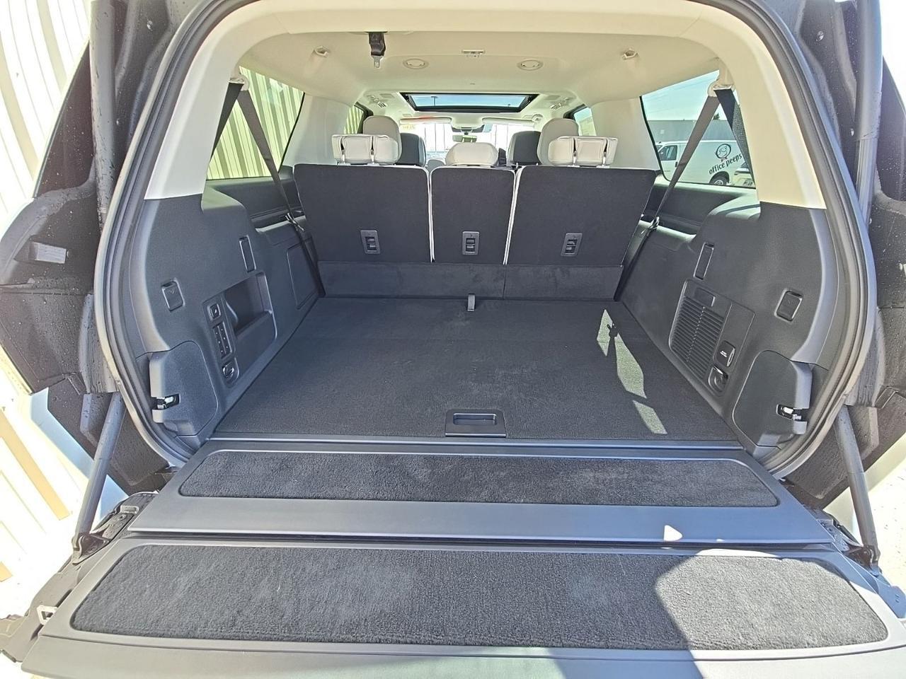 2026 Lincoln Navigator L Reserve Watertown SD 2026 Lincoln Navigator L Reserve Watertown SD