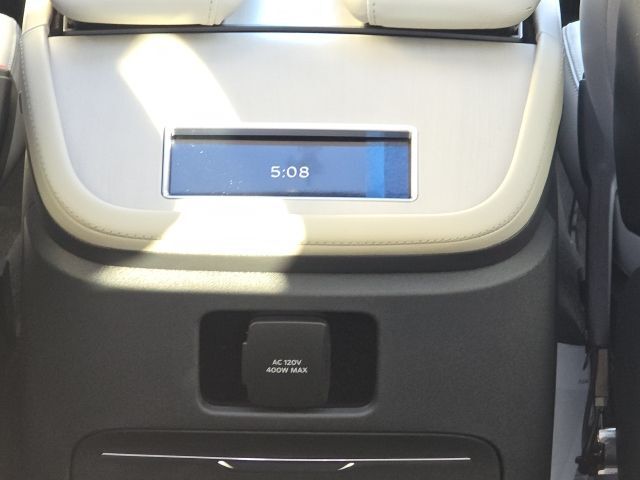 2026 Lincoln Navigator Reserve Watertown SD 2026 Lincoln Navigator Reserve Watertown SD