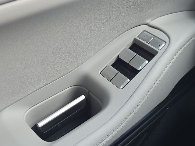 2026 Lincoln Navigator Reserve Watertown SD 2026 Lincoln Navigator Reserve Watertown SD