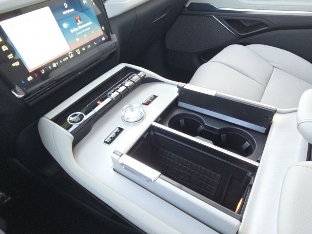 2026 Lincoln Navigator Reserve Watertown SD 2026 Lincoln Navigator Reserve Watertown SD