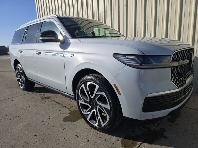 2026 Lincoln Navigator Reserve Watertown SD 2026 Lincoln Navigator Reserve Watertown SD