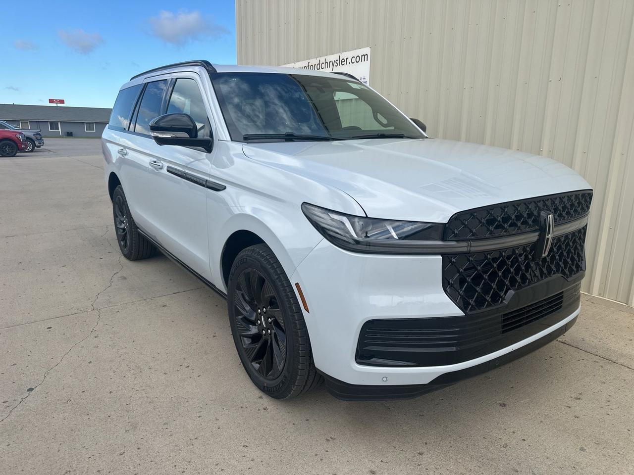 2026 Lincoln Navigator Reserve Watertown SD 2026 Lincoln Navigator Reserve Watertown SD