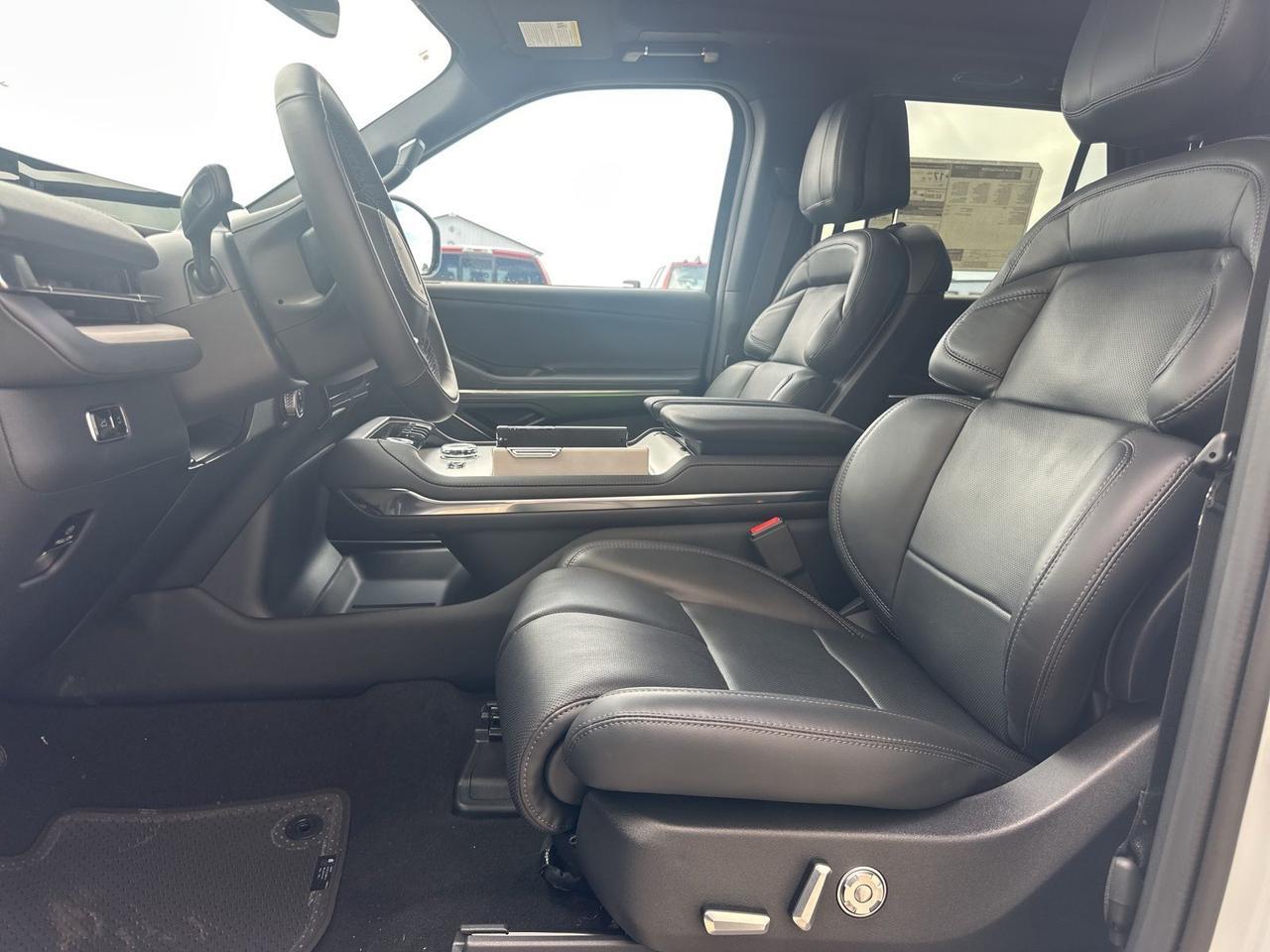 2026 Lincoln Navigator Reserve Watertown SD 2026 Lincoln Navigator Reserve Watertown SD