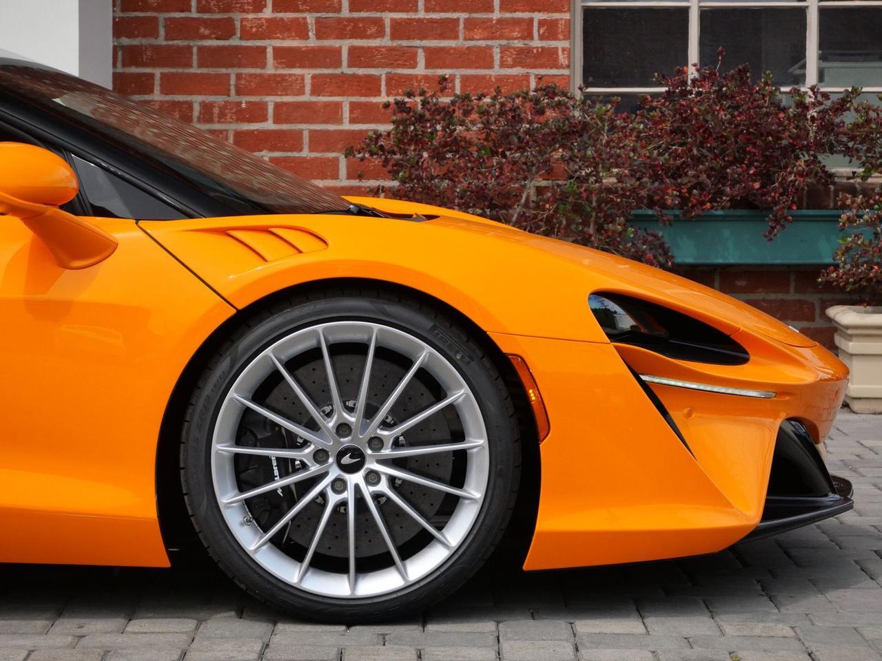 2026 McLaren Artura Lawrence KS