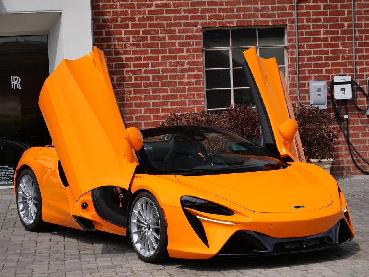 2026 McLaren Artura Lawrence KS