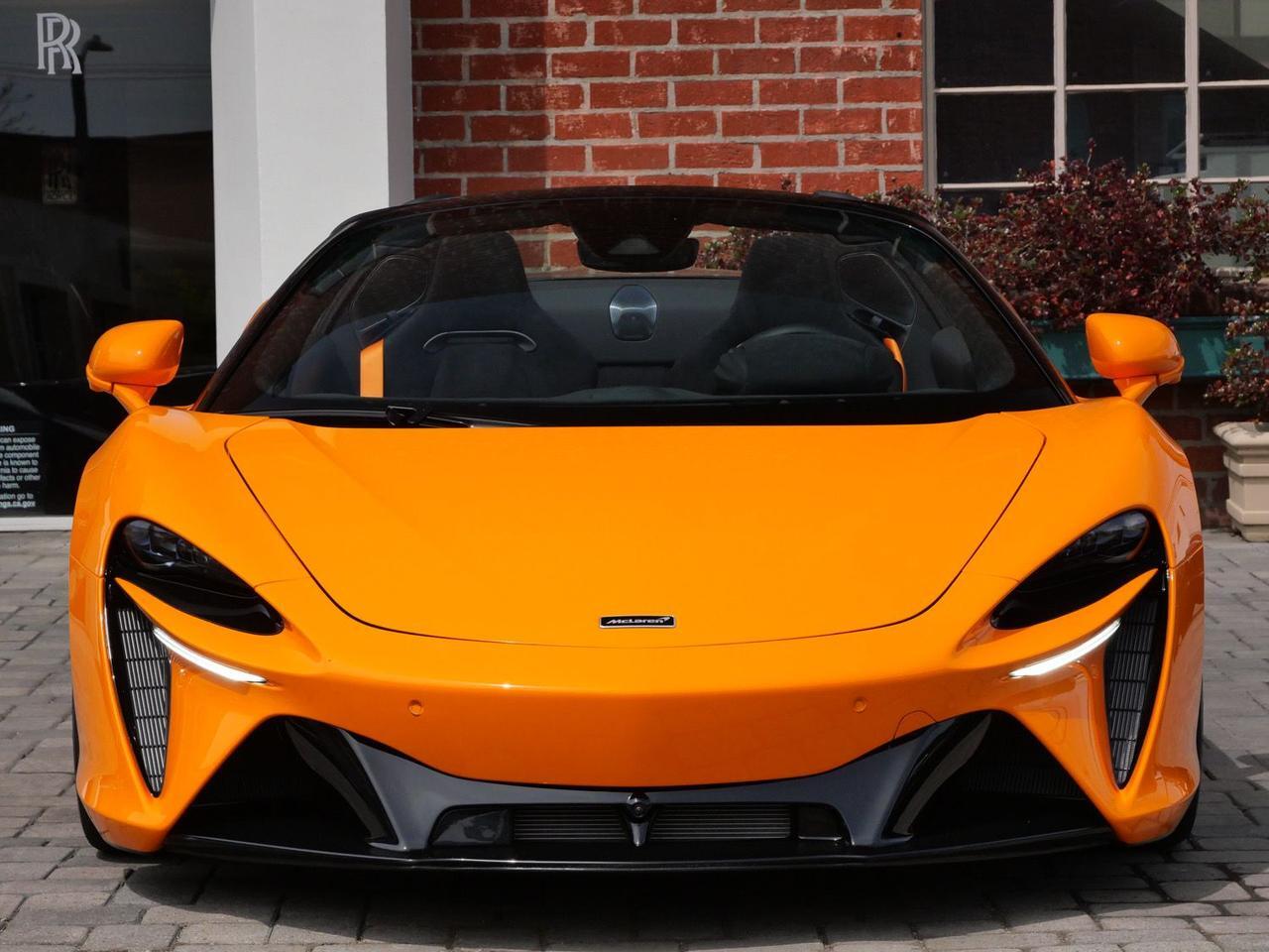 2026 McLaren Artura