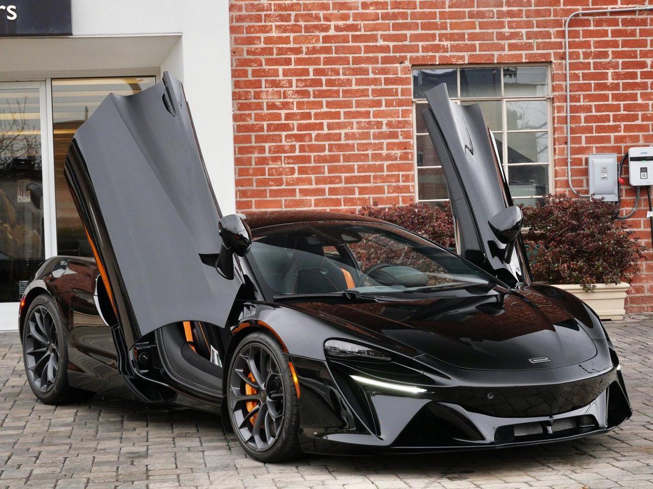 2026 McLaren Artura Performance Lawrence KS