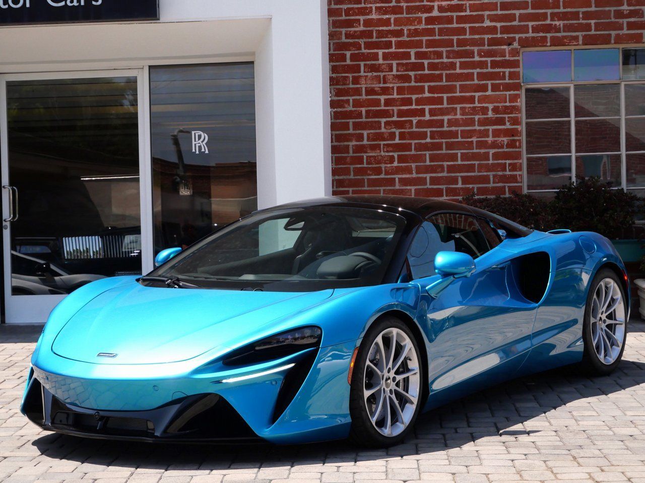 2026 McLaren Artura TechLux Lawrence KS