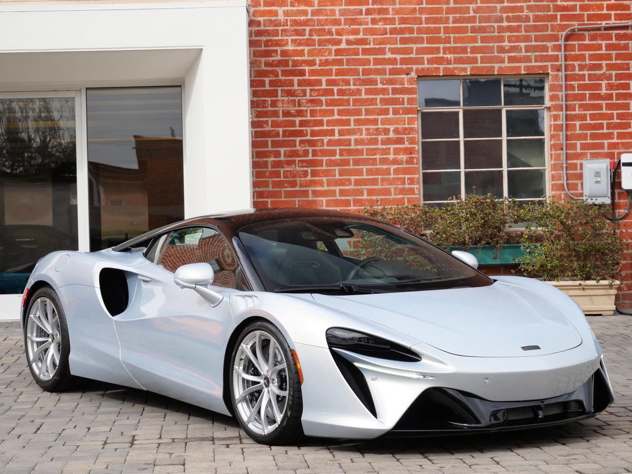 2026 McLaren Artura