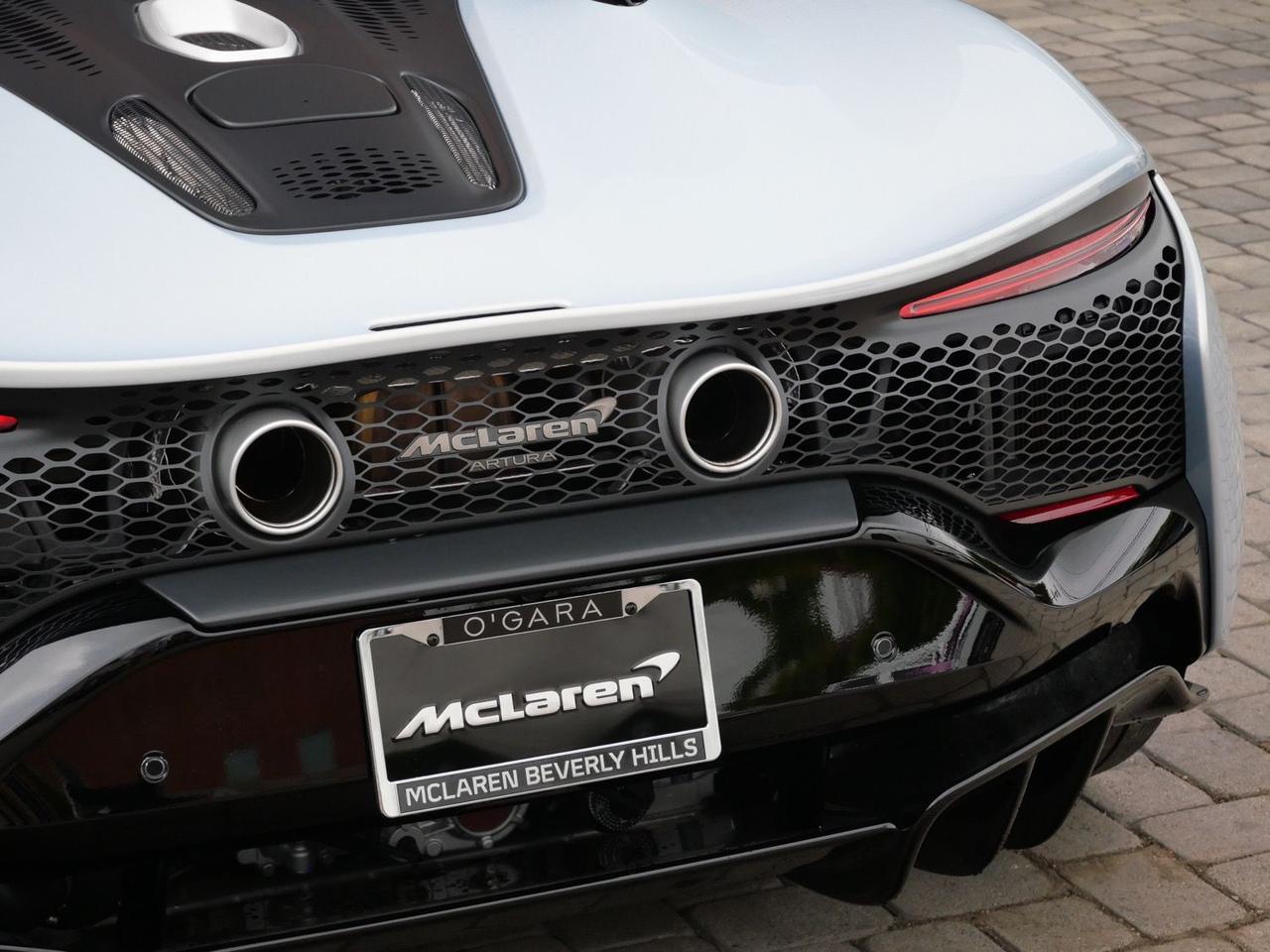 2026 McLaren Artura TechLux Lawrence KS