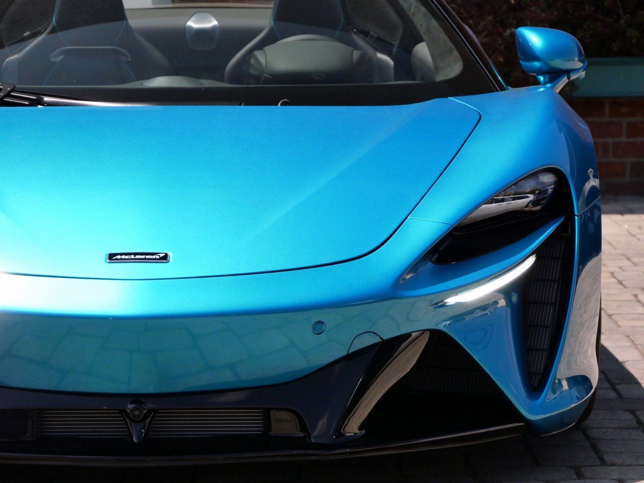 2026 McLaren Artura TechLux Lawrence KS