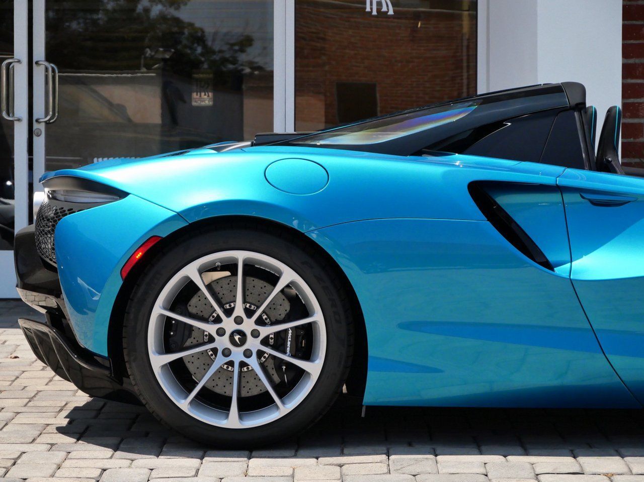 2026 McLaren Artura TechLux Lawrence KS