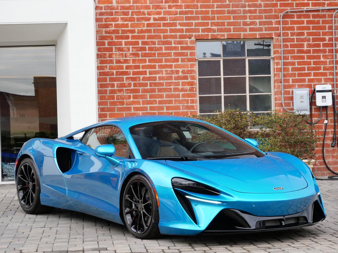 2026 McLaren Artura TechLux TechLux