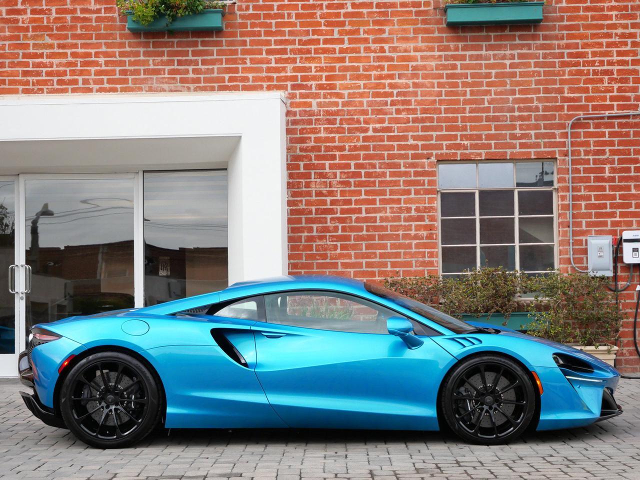 2026 McLaren Artura TechLux TechLux