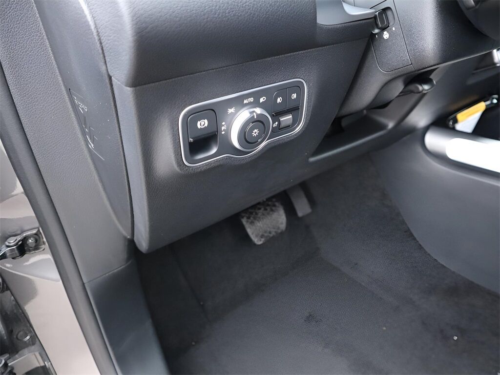 2026 Mercedes-Benz GLB GLB 250 San Clemente CA