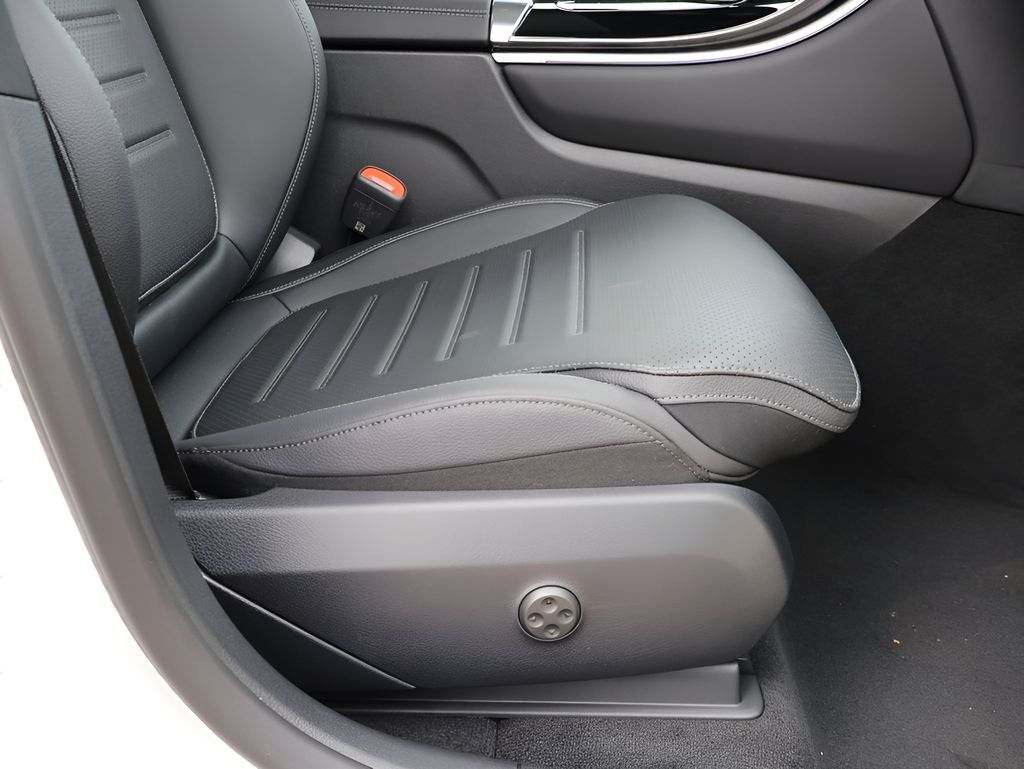 2026 Mercedes-Benz GLC GLC 300 San Clemente CA