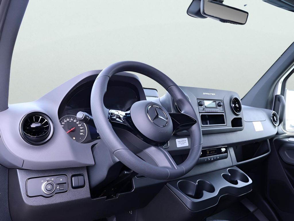 2026 Mercedes-Benz Sprinter 2500 Cargo 144 WB San Clemente CA