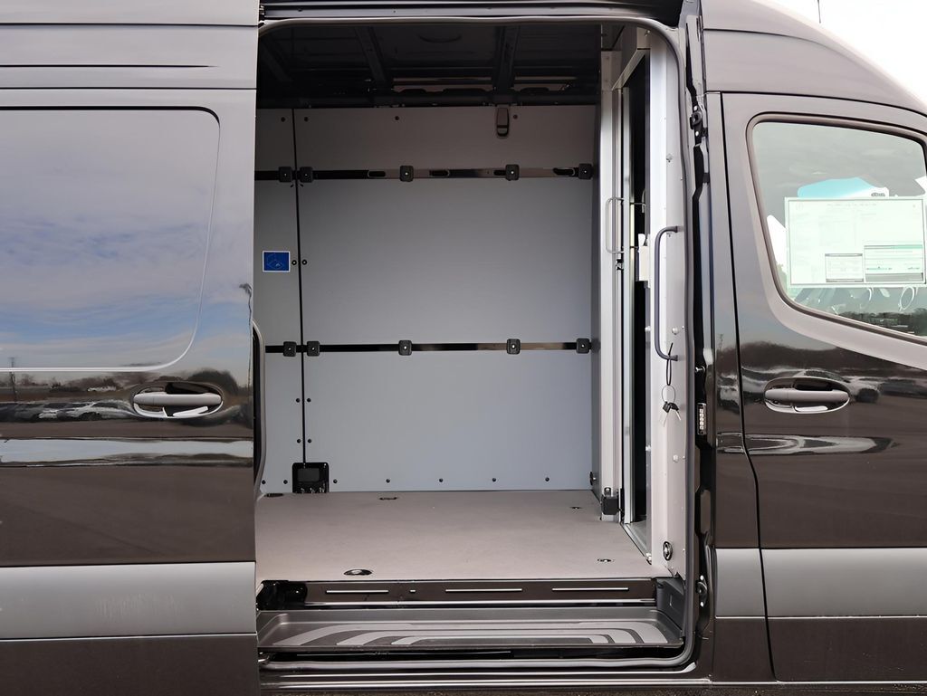 2026 Mercedes-Benz Sprinter 2500 Cargo 144 WB San Clemente CA