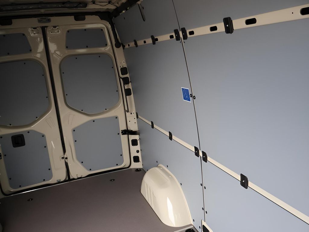 2026 Mercedes-Benz Sprinter 2500 Cargo 144 WB San Clemente CA