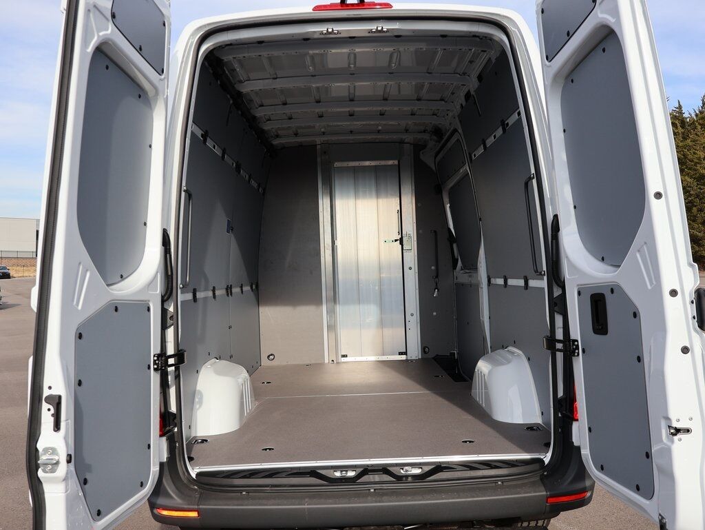 2026 Mercedes-Benz Sprinter 2500 Cargo 144 WB San Clemente CA