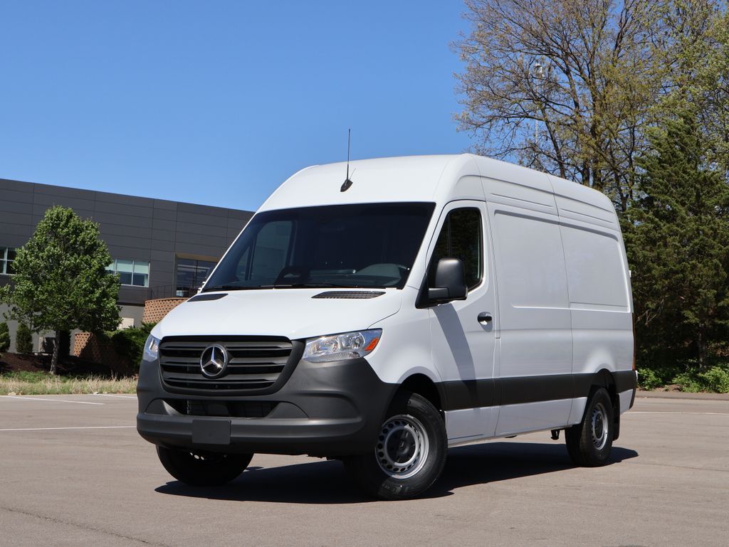 2026 Mercedes-Benz Sprinter 2500 Cargo 144 WB