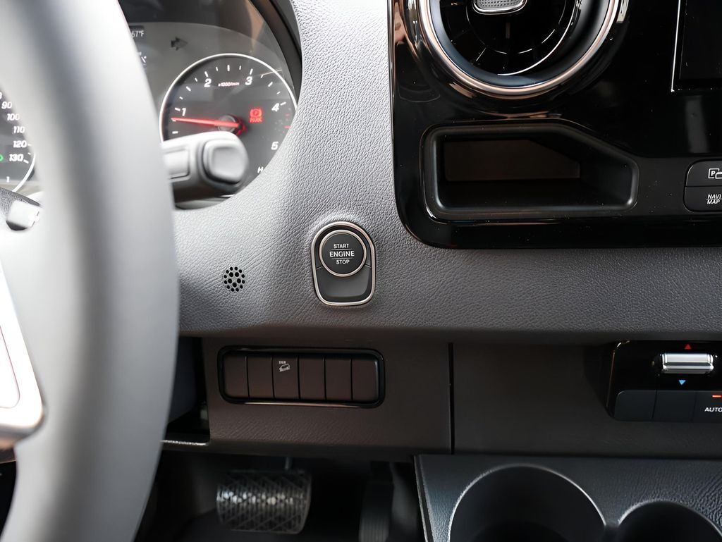 2026 Mercedes-Benz Sprinter 2500 Cargo 144 WB San Clemente CA