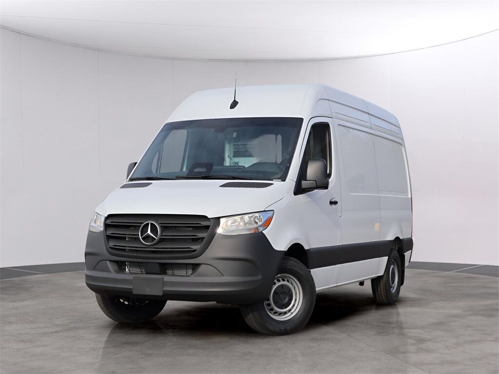 2026 Mercedes-Benz Sprinter 2500 Cargo 144 WB