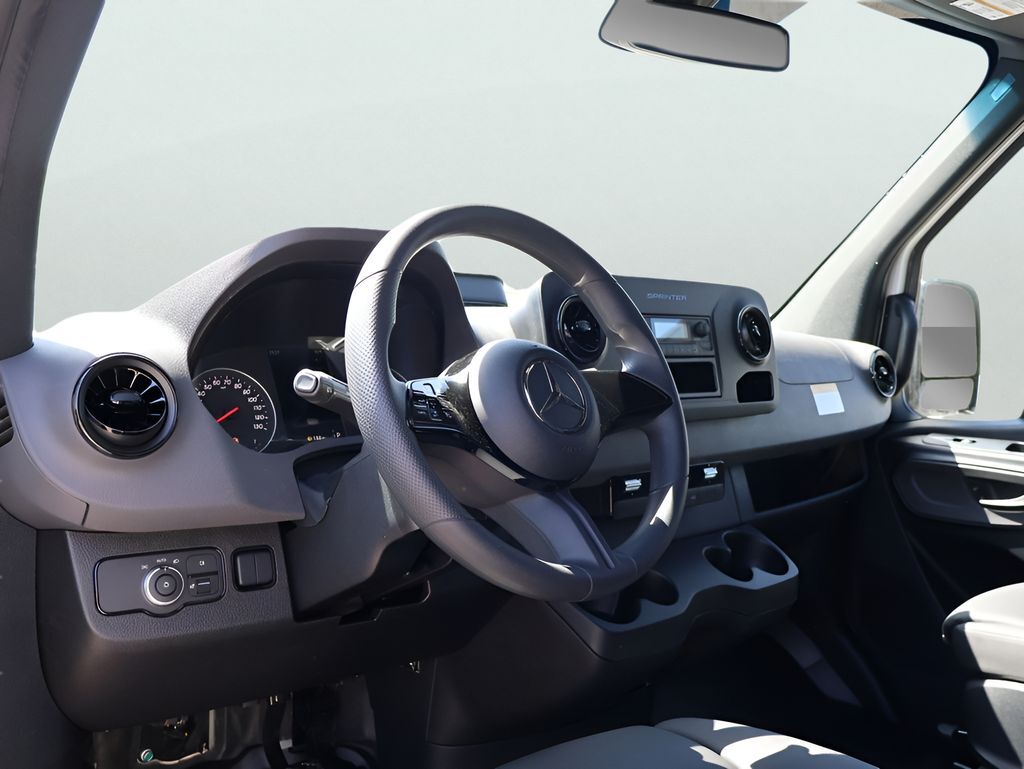 2026 Mercedes-Benz Sprinter 2500 Cargo 144 WB San Clemente CA