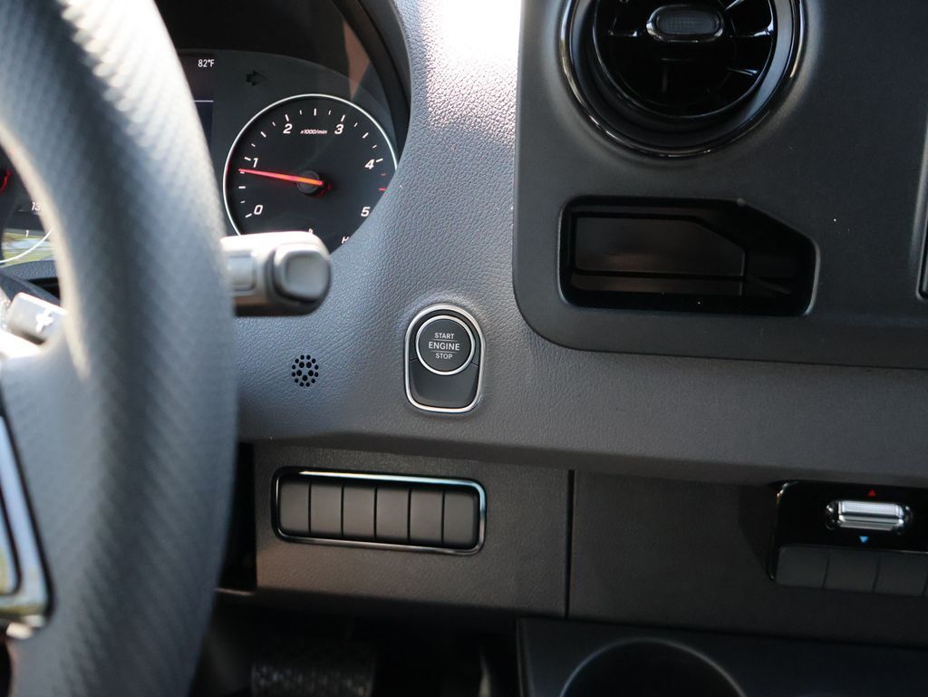 2026 Mercedes-Benz Sprinter 2500 Cargo 144 WB San Clemente CA