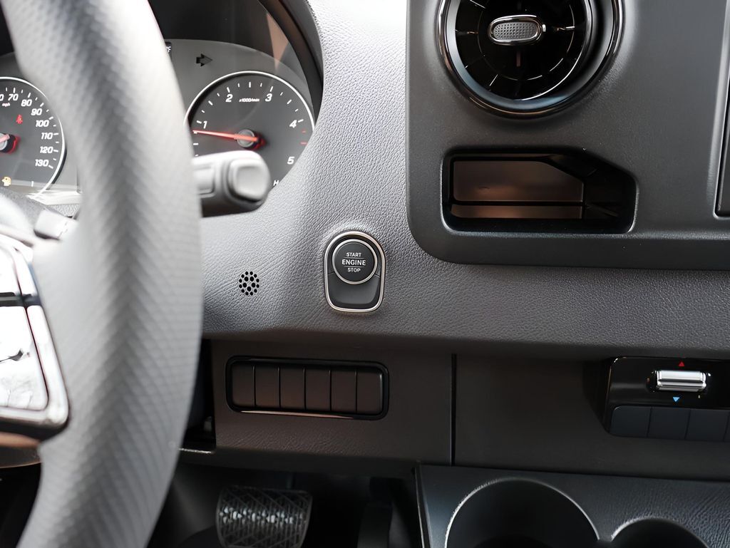 2026 Mercedes-Benz Sprinter 2500 Cargo 144 WB San Clemente CA