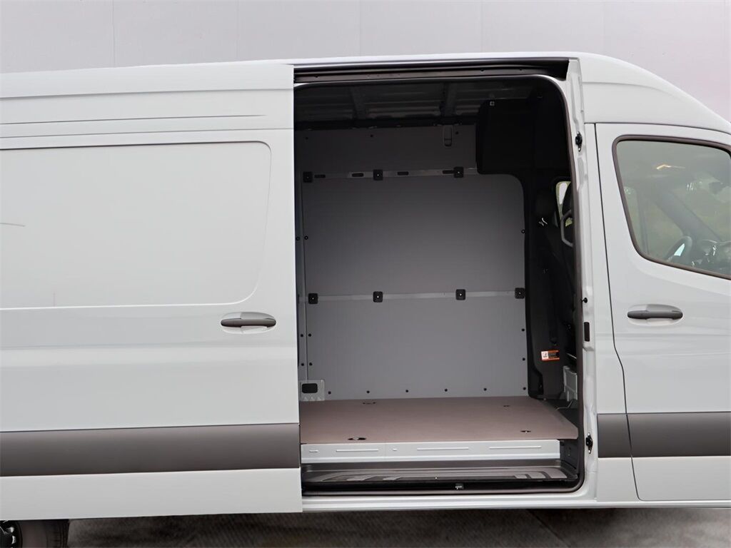 2026 Mercedes-Benz Sprinter 2500 Cargo 170 WB Extended San Clemente CA