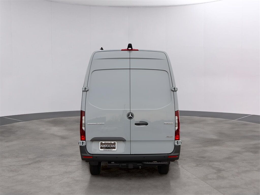 2026 Mercedes-Benz Sprinter 2500 Cargo 170 WB Extended San Clemente CA