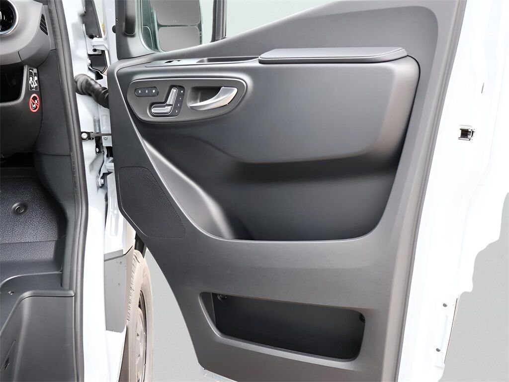 2026 Mercedes-Benz Sprinter 2500 Cargo 170 WB Extended San Clemente CA