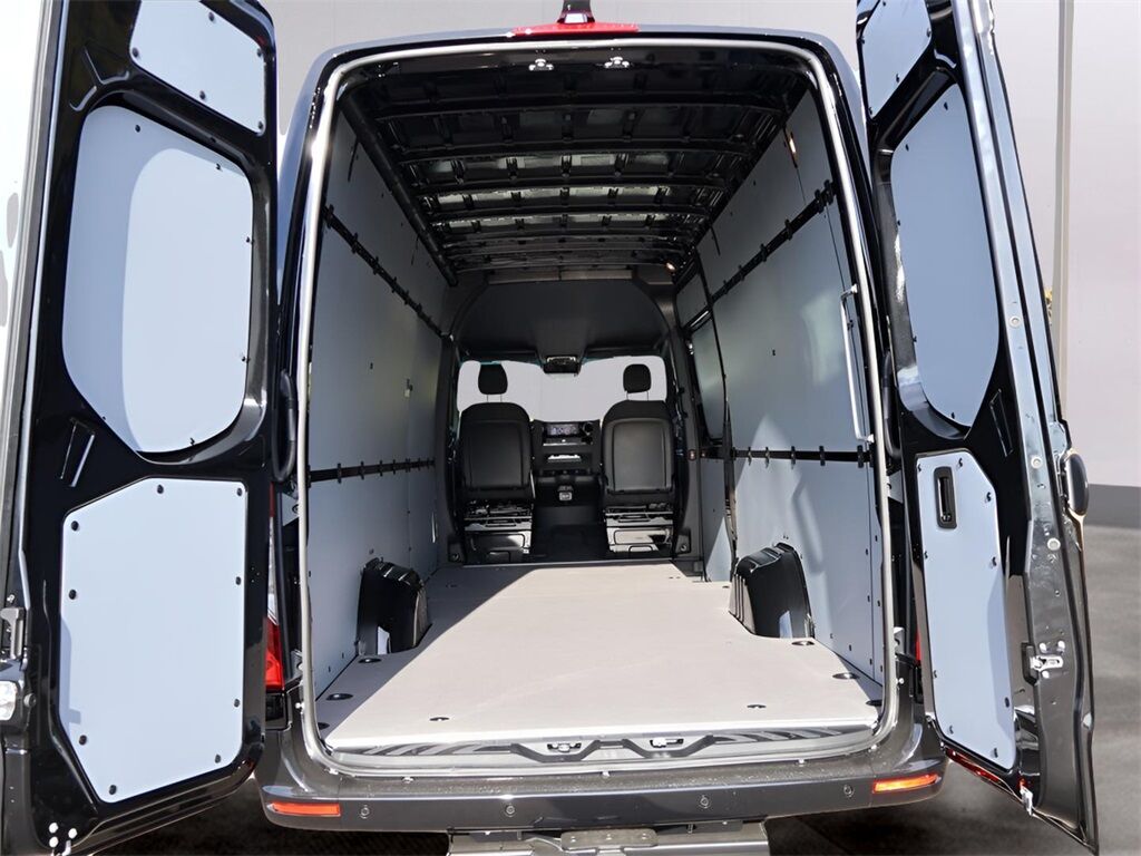 2026 Mercedes-Benz Sprinter 2500 Cargo 170 WB San Clemente CA